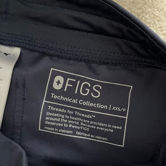 Womens FIGS scrub jogger pants - blue/gray
XXSP - Picture 2 of 2